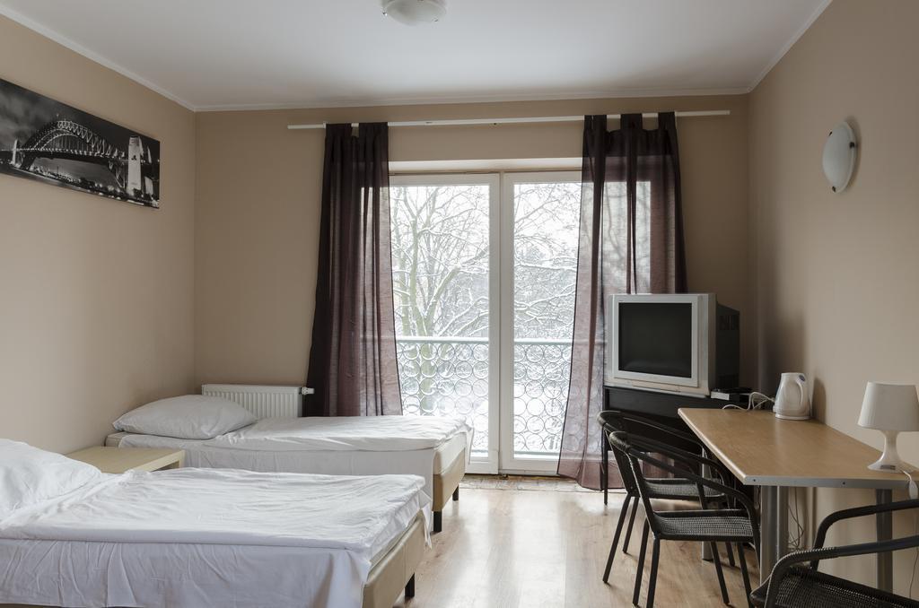 Hostel Katohostel *